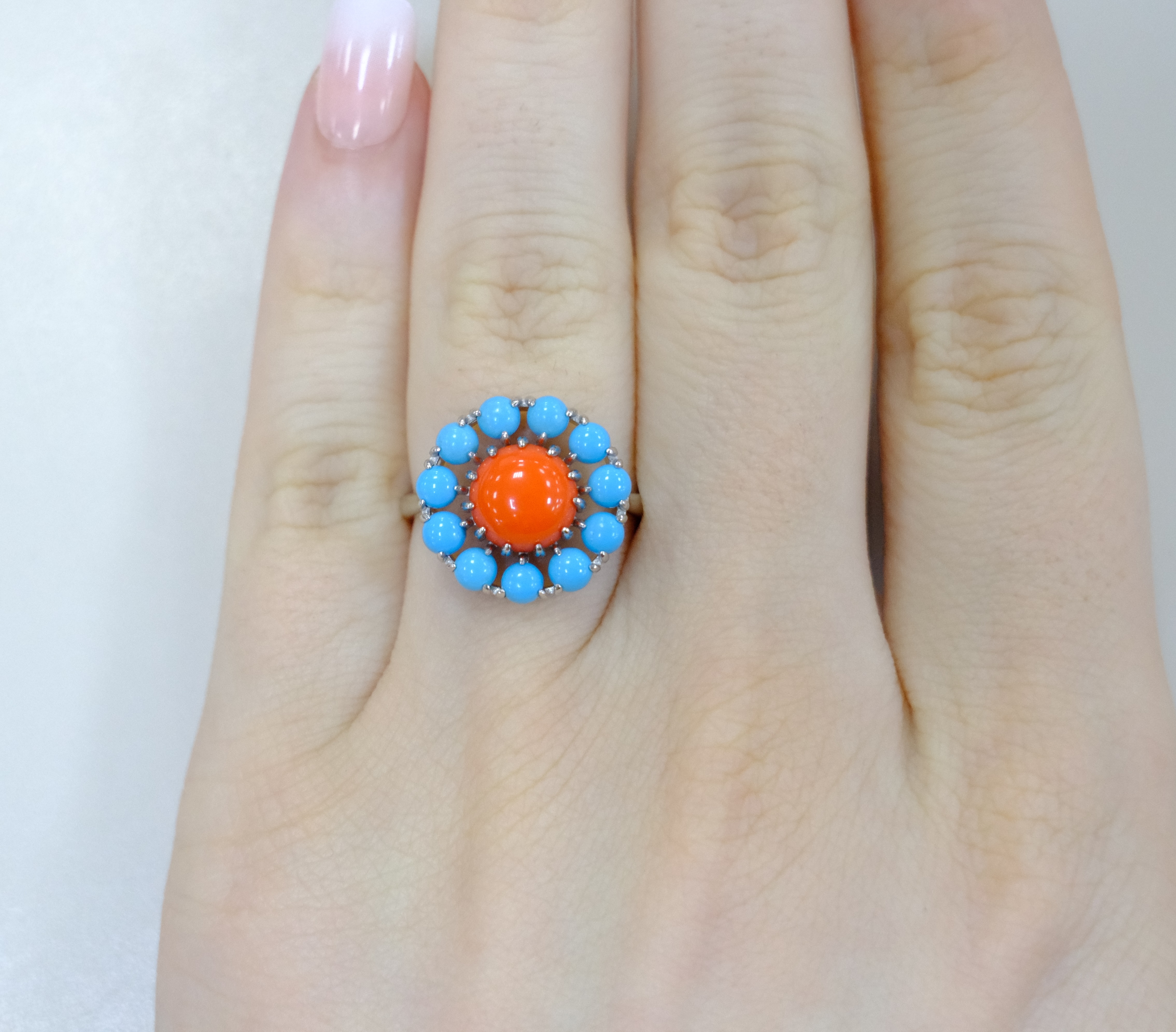 Серебряное кольцо с кораллом и бирюзой
